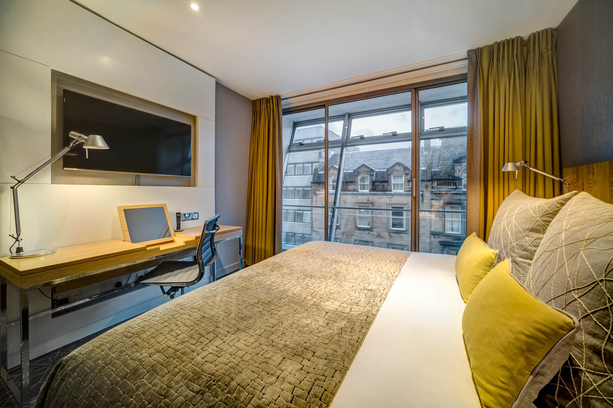 Standard Room at Apex City of Glasgow Hotel with large window and view