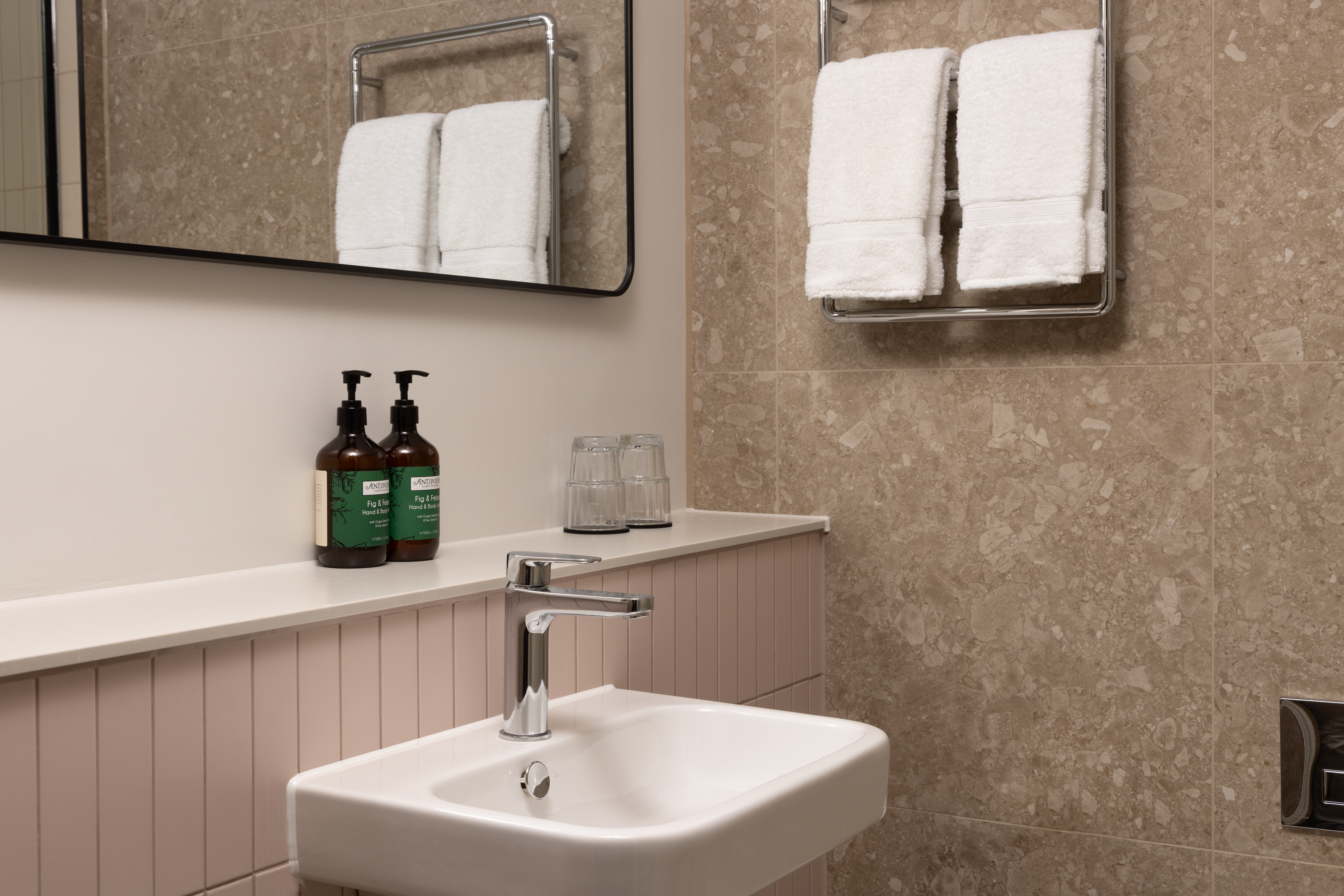 Bathroom in the superior family room at apex dunblane hydro
