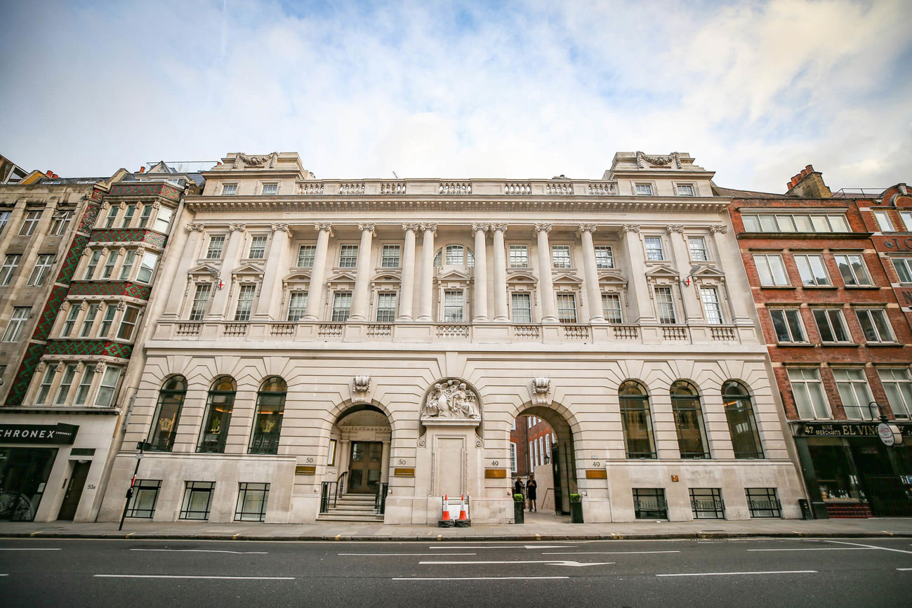 Apex Temple Court Hotel exterior