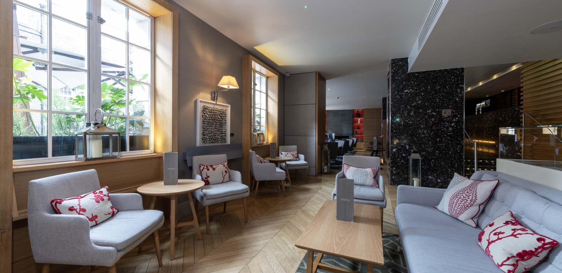 Chambers Bar at Apex Temple Court Hotel