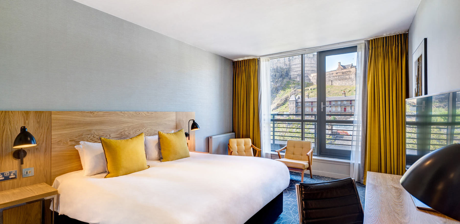 Castle View Deluxe Room with Balcony at Apex Grassmarket Hotel Castle View Deluxe Room with Balcony king-size bed at Apex Grassmarket Hotel