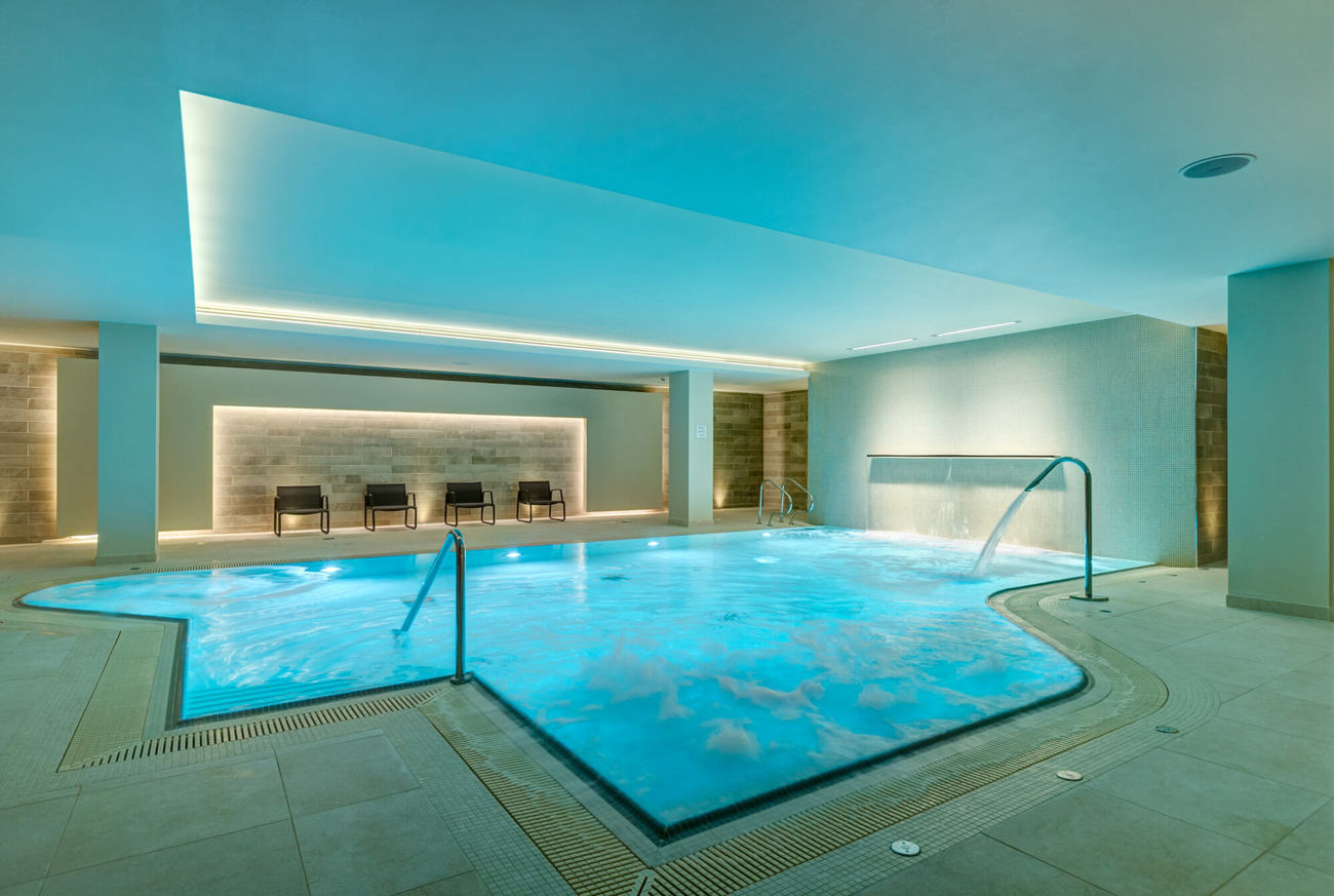 Swimming pool at Apex City of Bath Hotel Indoor swimming pool at Apex City of Bath Hotel