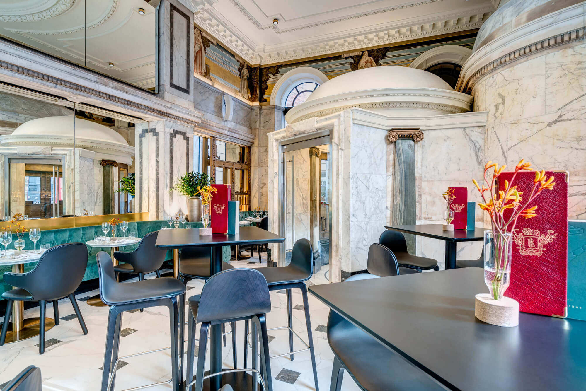 lazy ballerinas wine bar at apex temple court hotel