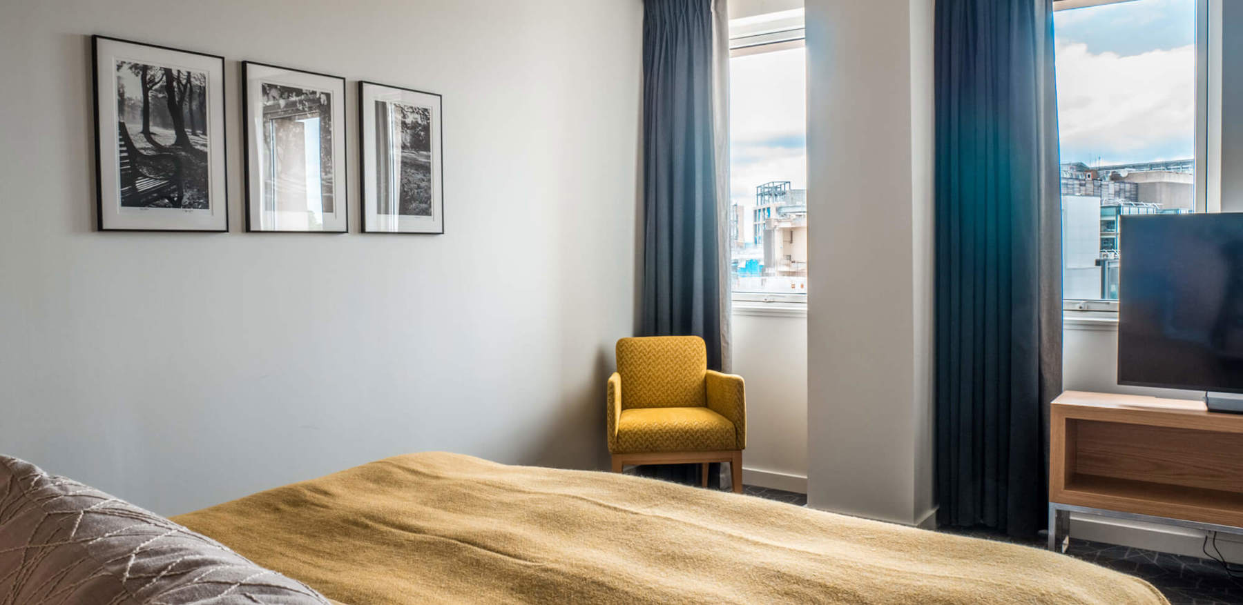 Superior Room with king-size bed at Apex Waterloo Place Hotel