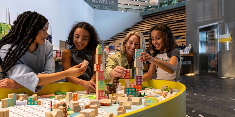 kids playing with blocks