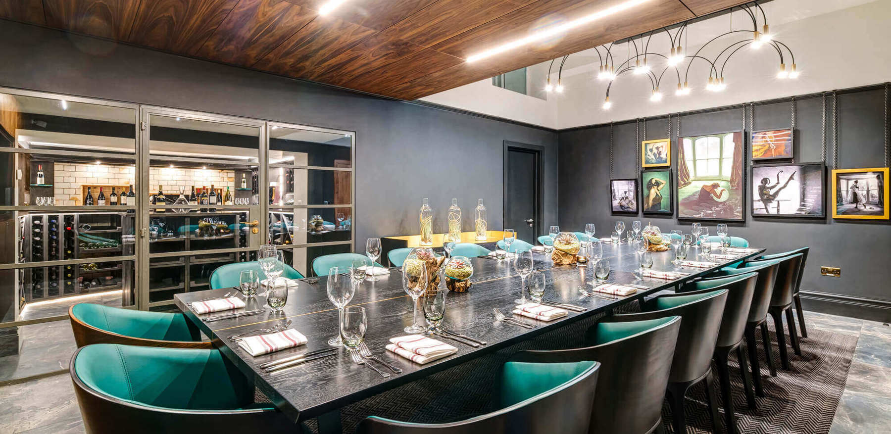 The Justice Room in Lazy Ballerinas at Apex Temple Court Hotel hotel fleet st