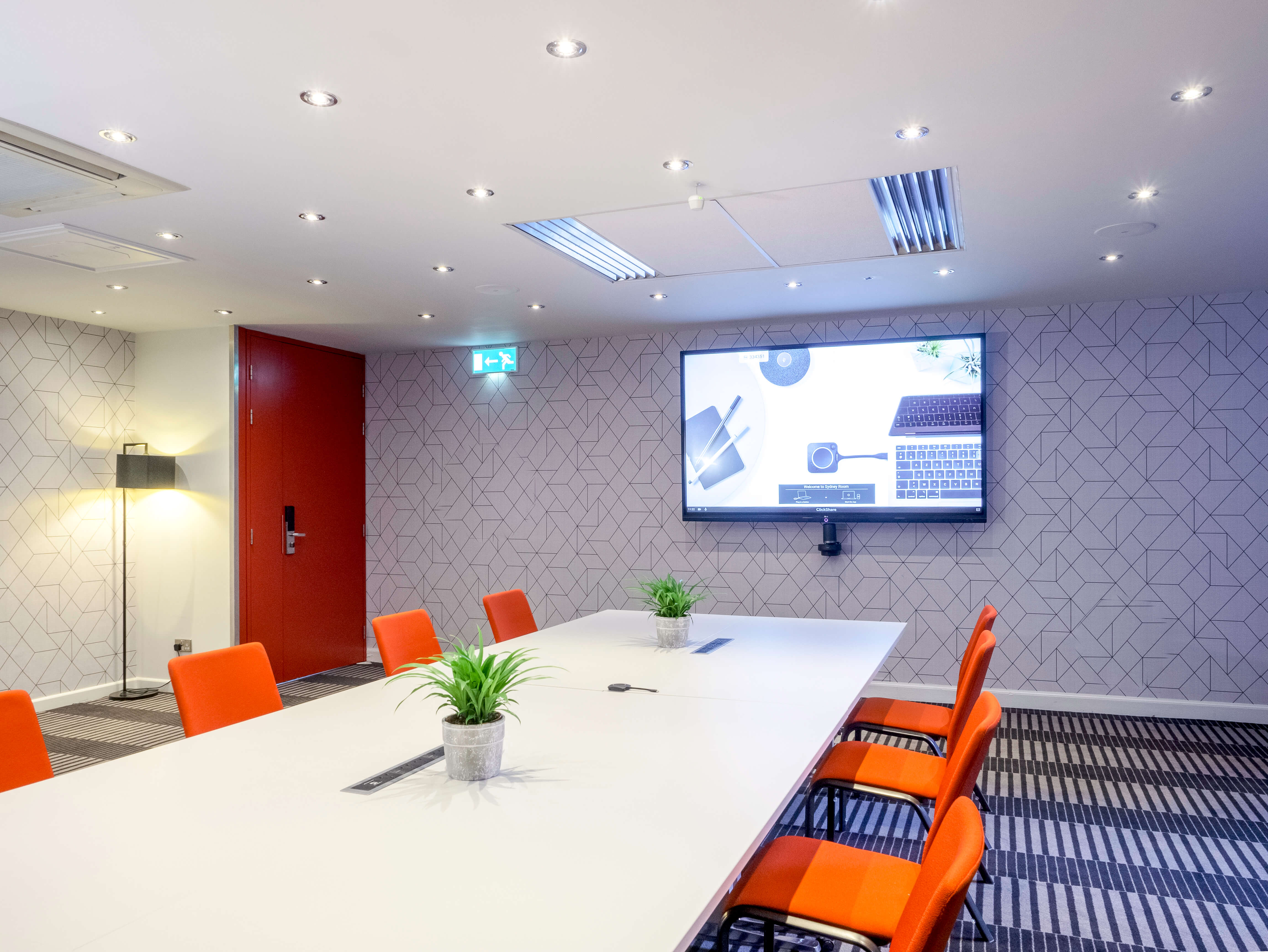hotels with meeting rooms