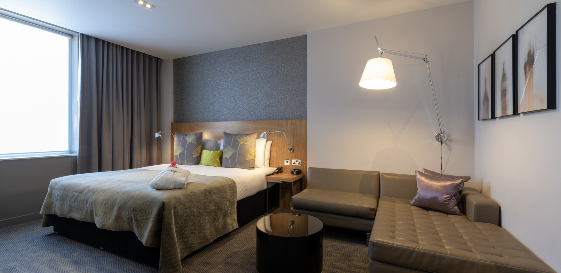 Deluxe Room at Apex Temple Court Hotel Deluxe Room at Apex Temple Court Hotel