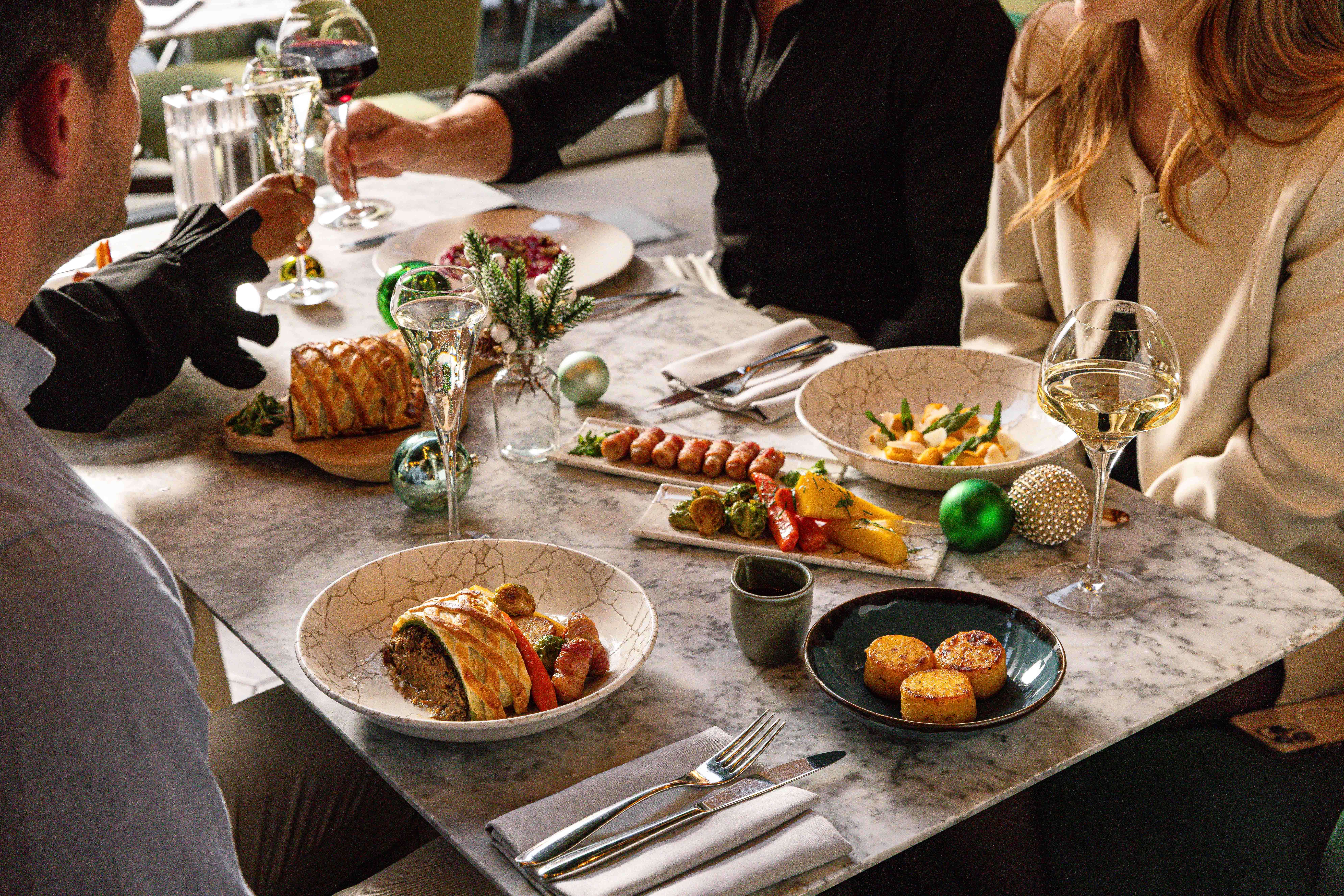 christmas day dining at the lampery 
