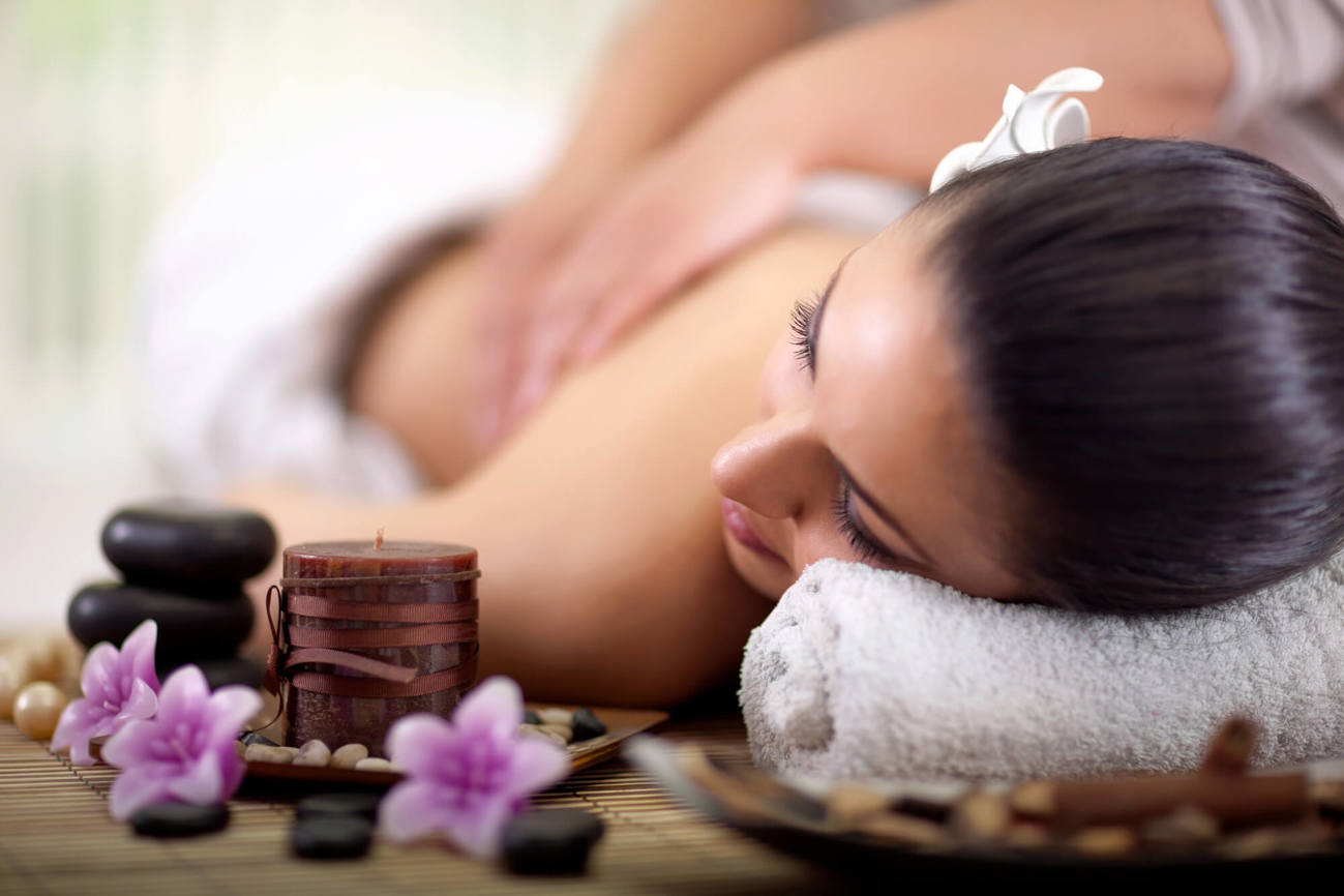 Relaxing back massage Relaxing back massage