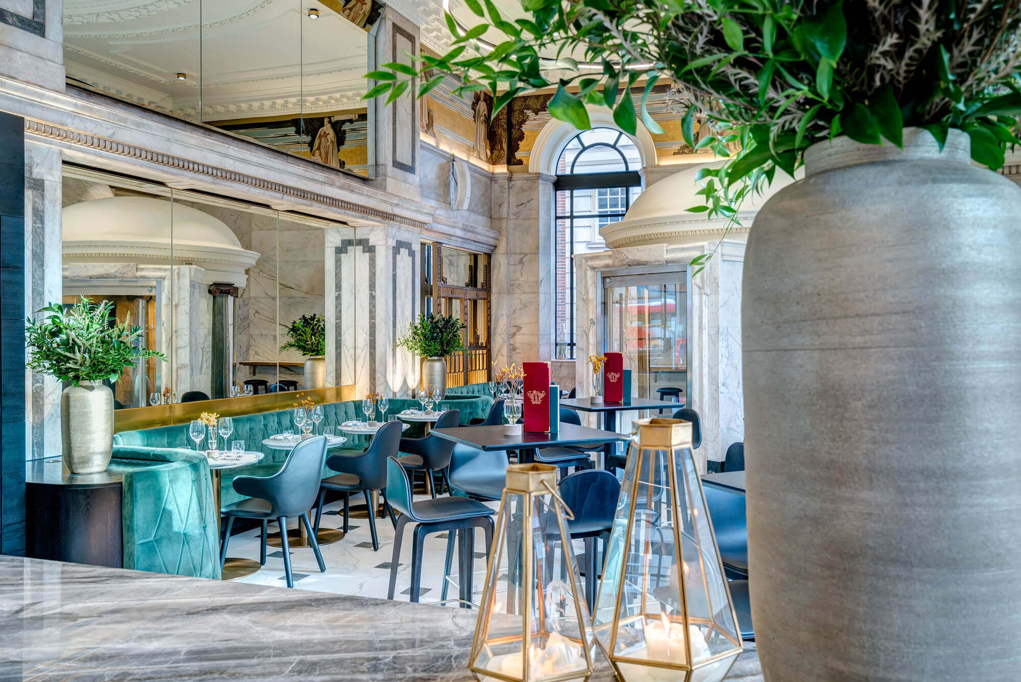 Lazy Ballerinas wine bar