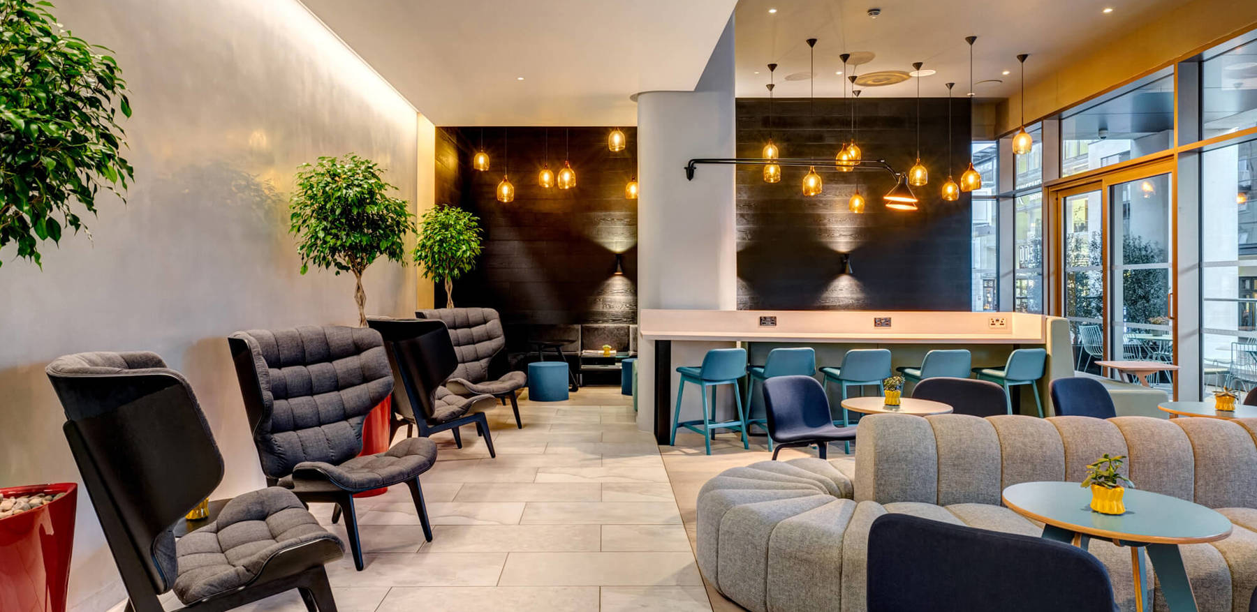 Lobby bath hotels with pool