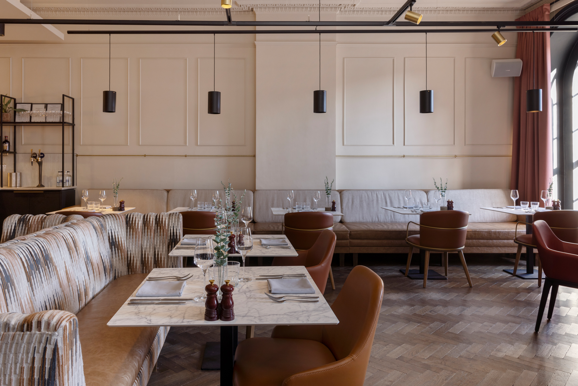 liberte cafe bar and brasserie edinburgh