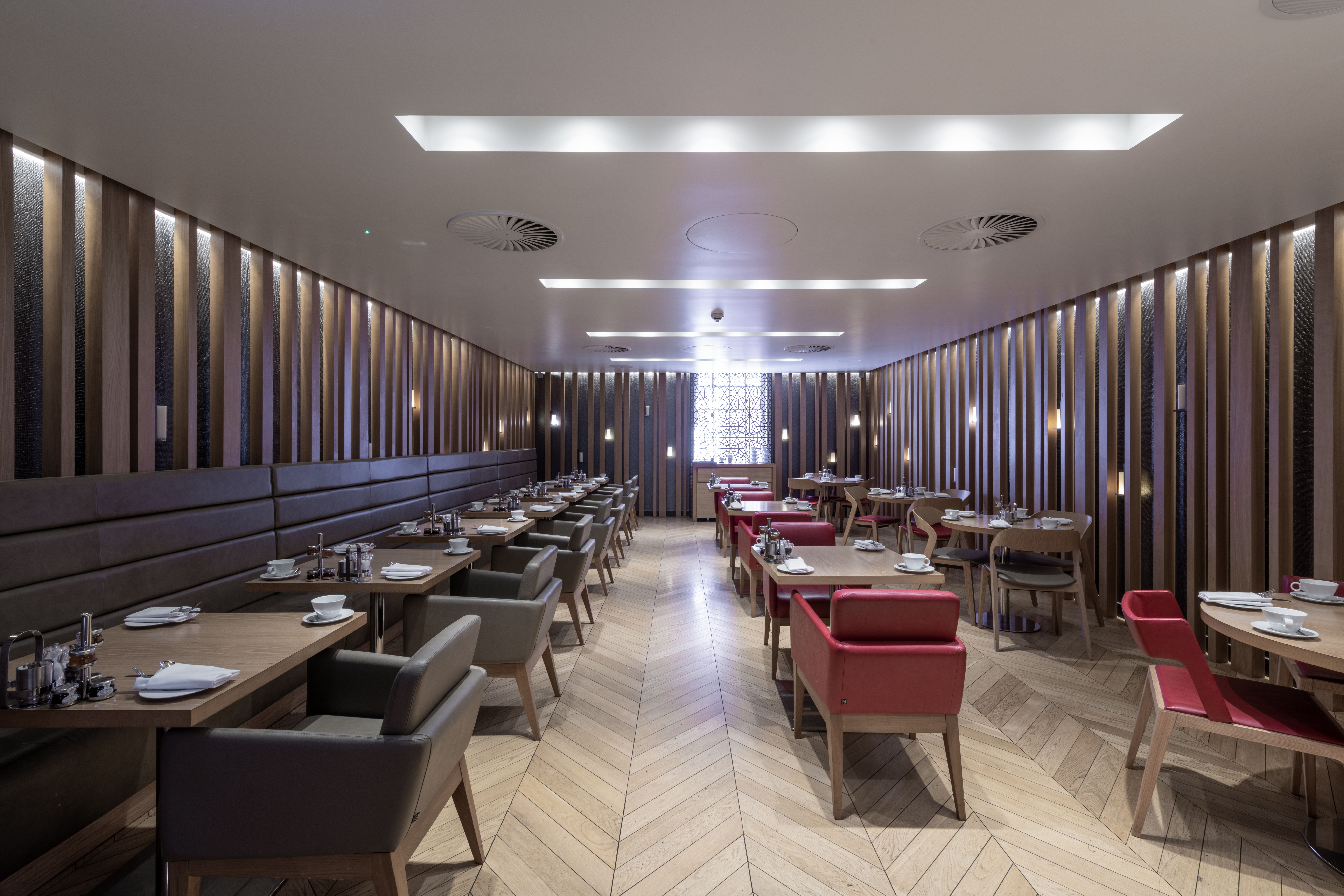 Chambers Restaurant at Apex Temple Court Hotel