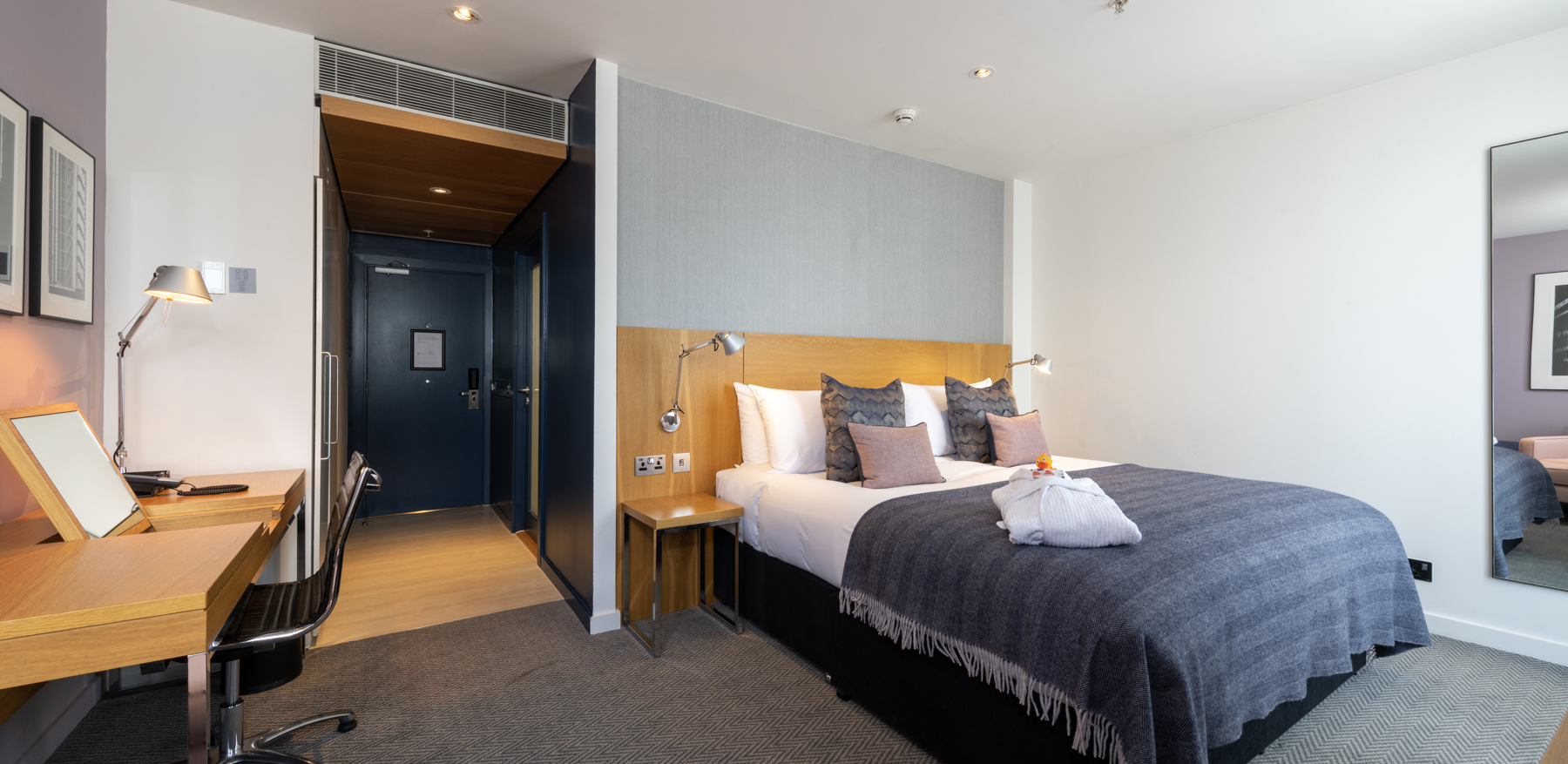 Deluxe Room at Apex City of London Hotel